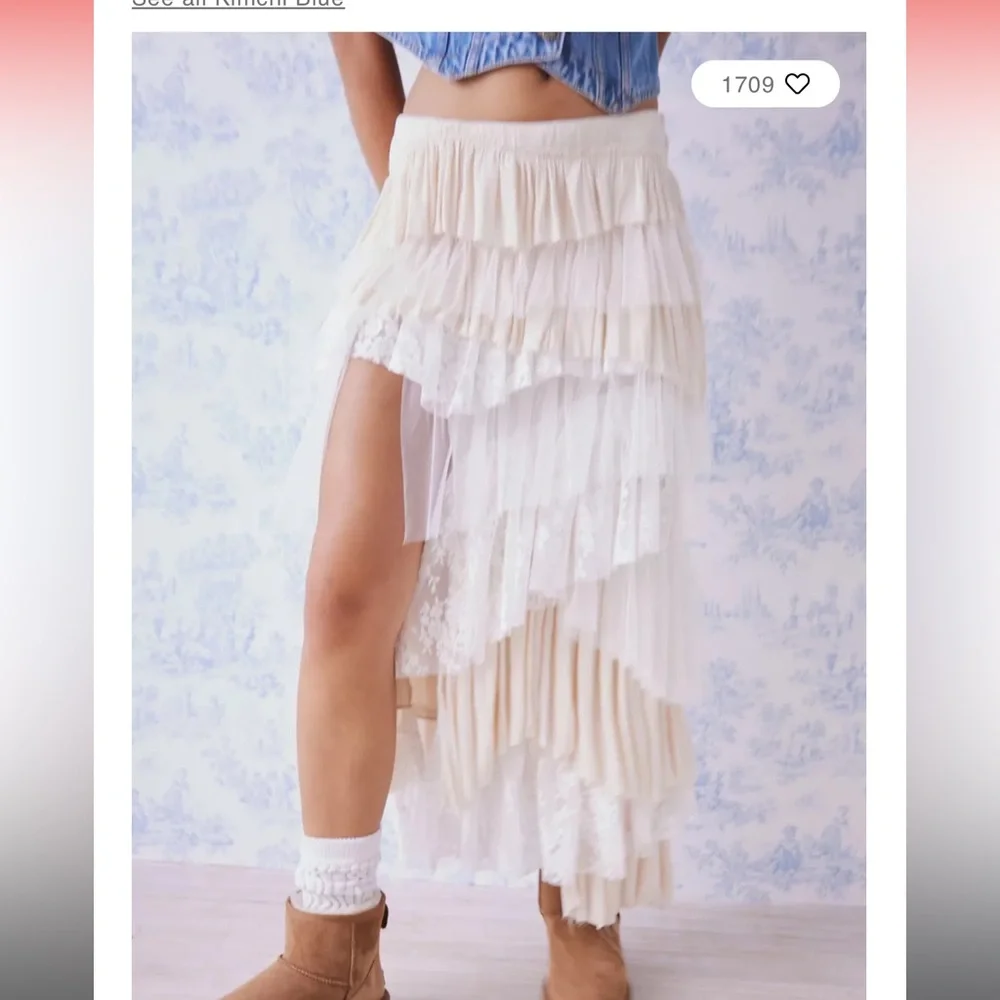 Wanted/ looking kimchi blue urban outfitters tiered skirt - Picture 1 of 1